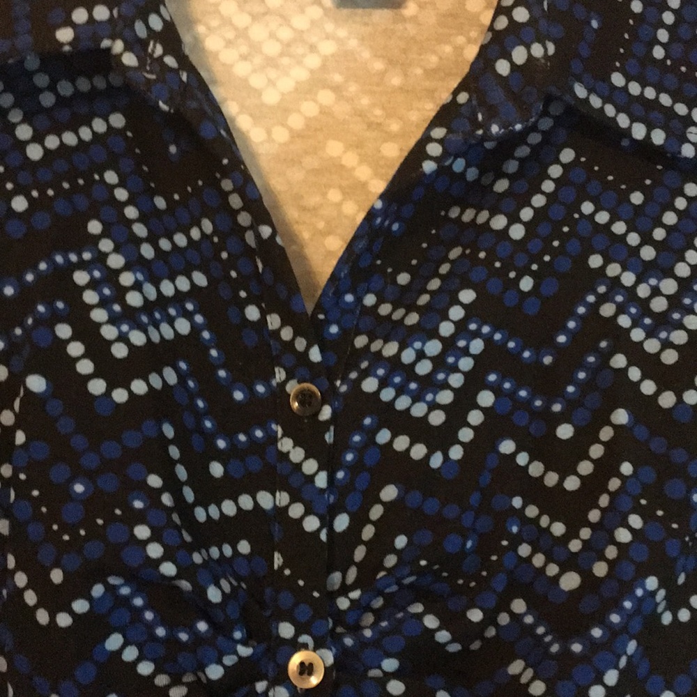 Blue dot button down top - Picture 3 of 3